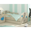 Kép 1/4 - Ágyneműtartós gyerekágy ágyráccsal - Oskar - kék csillagos és zsiráfos