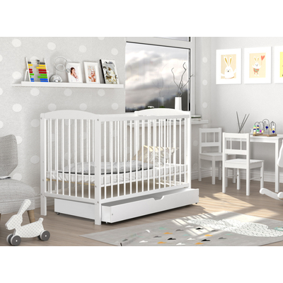 Adas babaágy cserélhető korláttal és ágyneműtartóval - fehér 