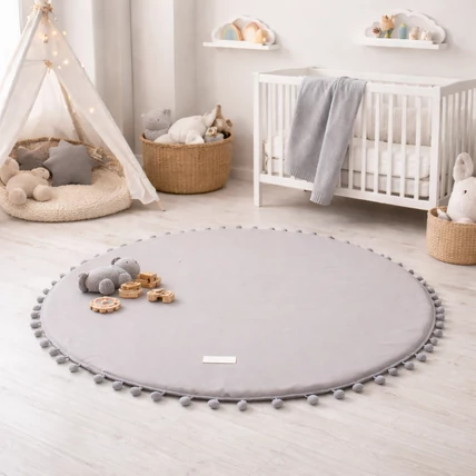 Berry Baby Pompon játszószőnyeg: szürke